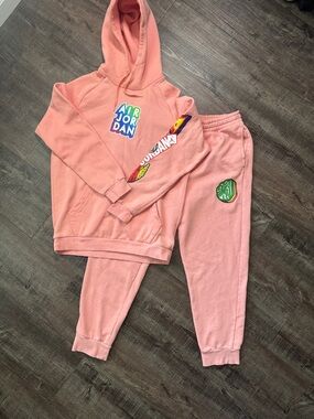 Nike Air Jordan MJ Fleece Pink Hoodie & Joggers Set